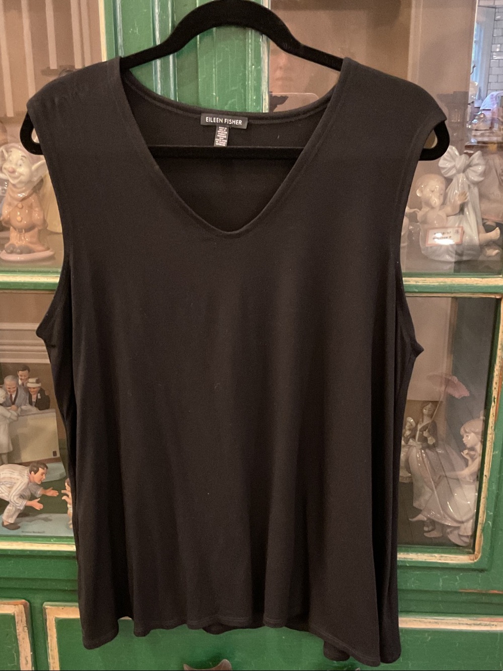 Eileen Fisher Black V-Neck Sleeveless Knit Tank